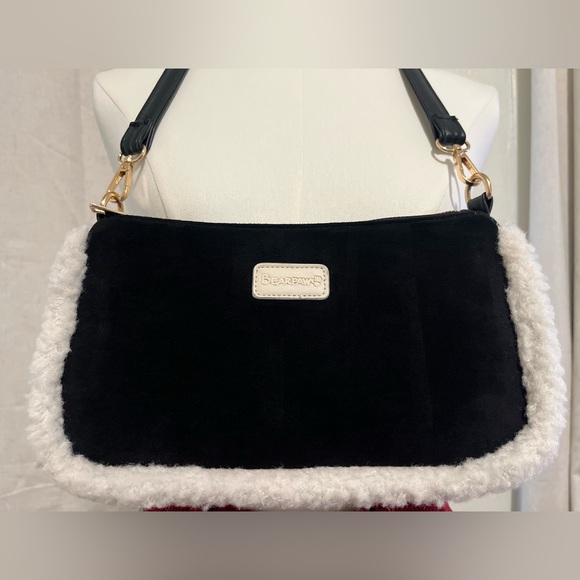 BearPaw Black and White Shoulder Bag - Picture 2 of 12